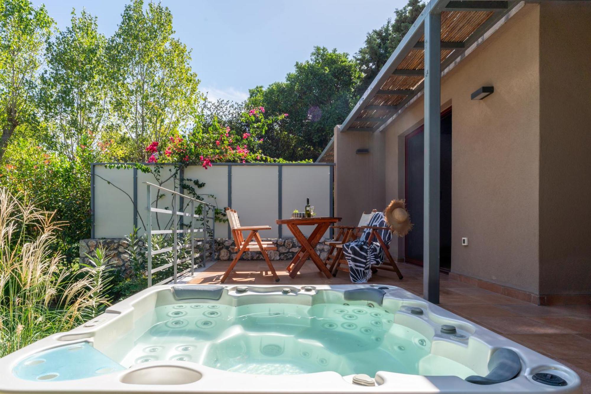Klaritz Luxury Suites Lászi Kültér fotó