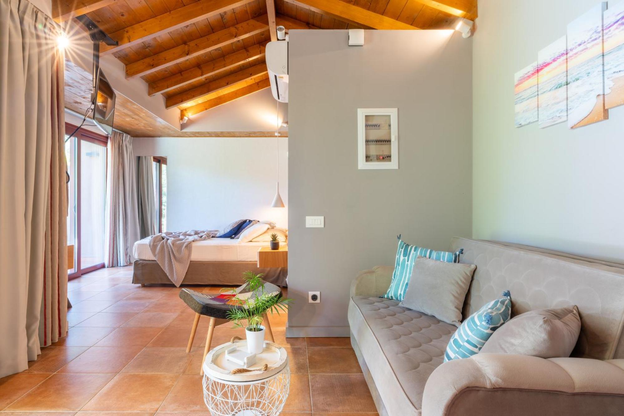 Klaritz Luxury Suites Lászi Kültér fotó